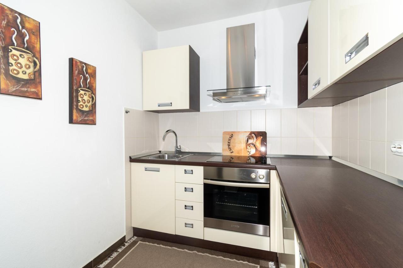 Trstenik Beach Apartment Split Exteriör bild